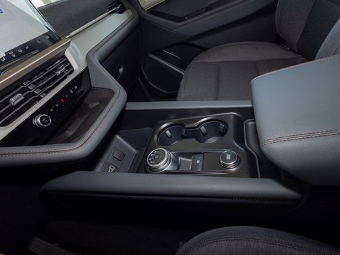 New 2026 Ford Explorer Active RWD image 13