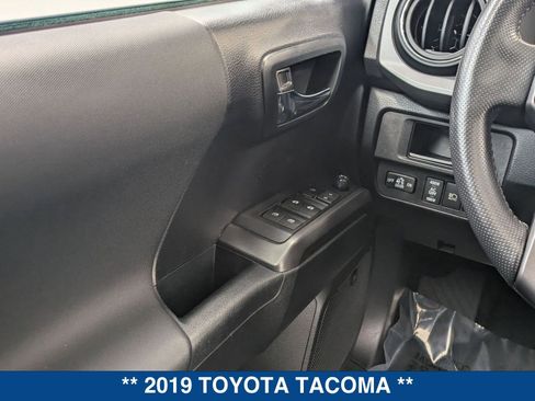 Used 2019 Toyota Tacoma TRD Off-Road image 21