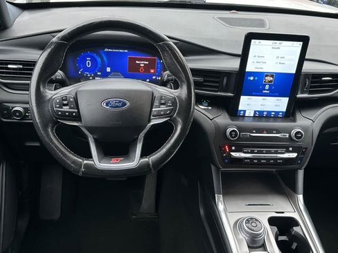 Used 2020 Ford Explorer ST w/ Premium Technology Package image 14