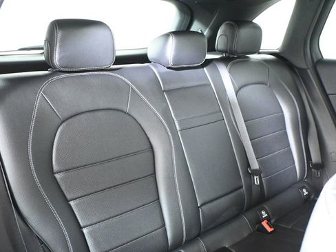 Used 2020 Mercedes-Benz GLC 300 4MATIC image 34