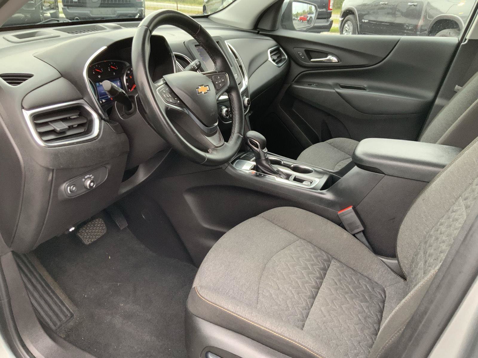 Used 2024 Chevrolet Equinox LT FWD image 22