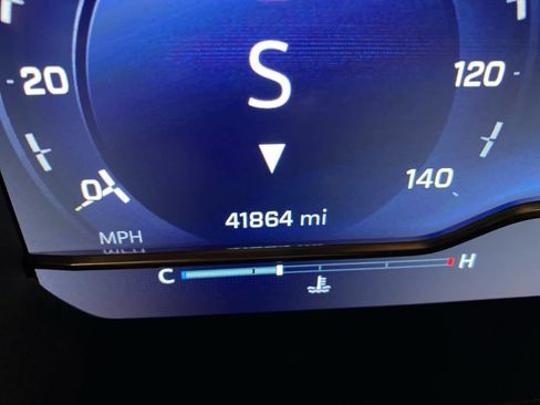 Used 2025 Chevrolet Silverado 1500 LT image 29