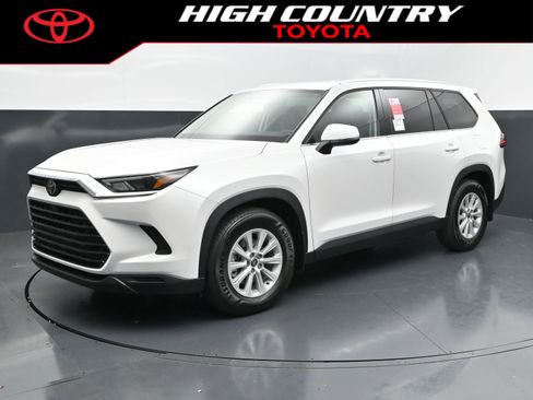 New 2026 Toyota Grand Highlander XLE FWD image 1