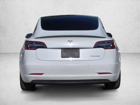Used 2021 Tesla Model 3 Performance image 6
