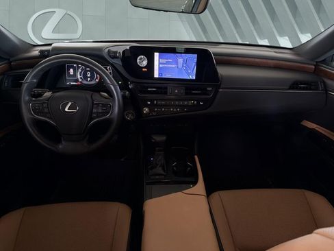 Certified 2024 Lexus ES 350 w/ Premium Package FWD image 16