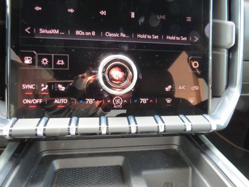 Used 2025 GMC Acadia AT4 w/ Super Cruise Package AWD/4WD image 23
