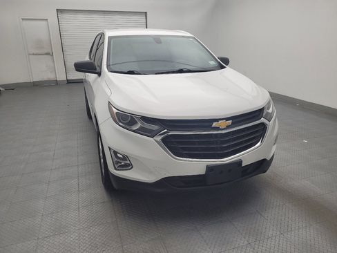 Used 2019 Chevrolet Equinox LS AWD/4WD image 14