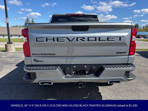 Used 2025 Chevrolet Silverado 1500 RST AWD/4WD image 5