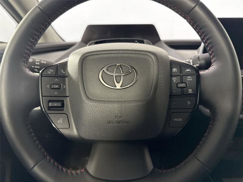 Certified 2025 Toyota Prius Plug-In Hybrid image 16