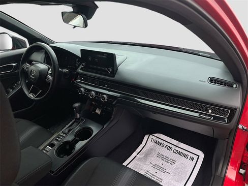 Used 2025 Honda Civic Sport image 26