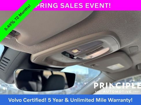 Certified 2025 Volvo XC40 B5 Core image 23