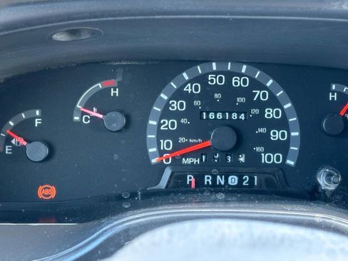 Used 2003 Ford E-350 and Econoline 350 Super Duty image 28