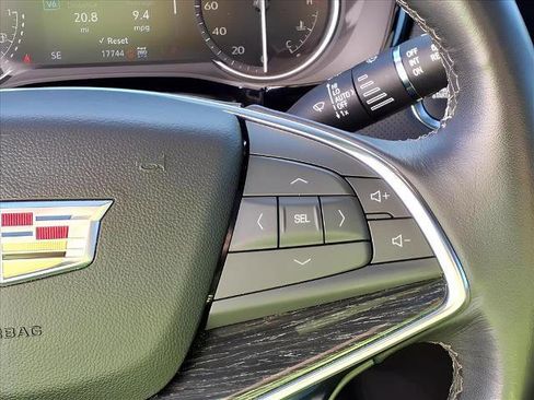 Used 2023 Cadillac XT5 Premium Luxury w/ LPO, Floor Liner Package image 20