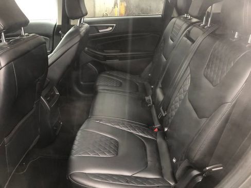 Certified 2024 Ford Edge Titanium image 22