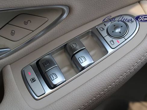 Used 2017 Mercedes-Benz C 300 Sedan image 22