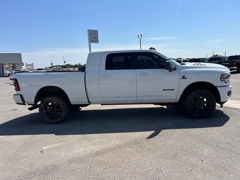 Used 2024 RAM 2500 Laramie w/ Night Edition AWD/4WD image 5
