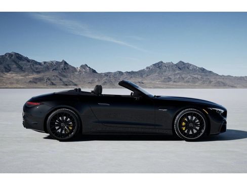 Used 2022 Mercedes-Benz SL 63 AMG 4MATIC image 9