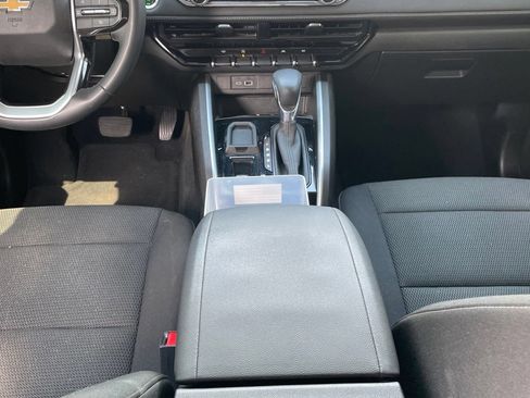Used 2024 Chevrolet Colorado LT w/ LT Convenience Package II RWD image 8