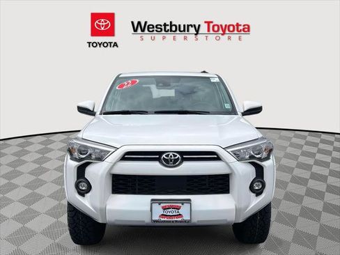 Certified 2022 Toyota 4Runner SR5 image 3