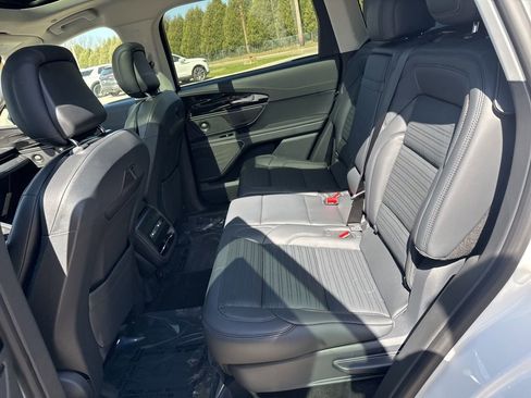 New 2026 Lincoln Nautilus Reserve w/ Jet Appearance Package AWD/4WD image 20