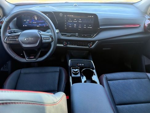 Used 2025 Chevrolet Equinox RS w/ Convenience Package III image 25