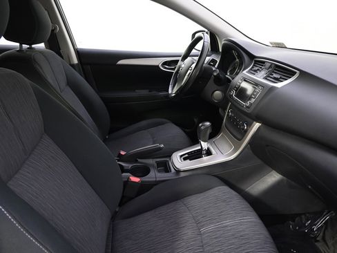 Used 2015 Nissan Sentra SV image 16