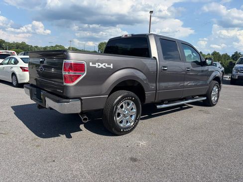 Used 2014 Ford F150 XLT w/ XLT Chrome Package AWD/4WD image 9