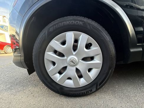 Used 2019 Nissan Rogue Sport S FWD image 10
