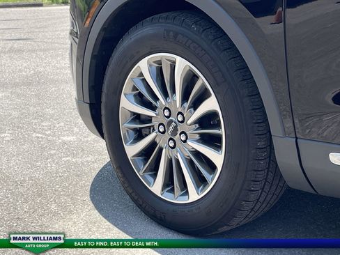 Used 2020 Lincoln Nautilus Reserve image 10