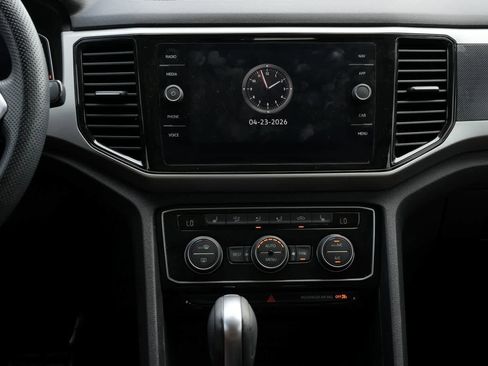 Used 2021 Volkswagen Atlas SEL R-Line FWD image 9