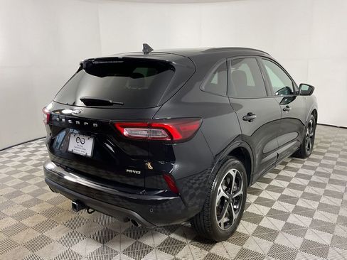 Used 2023 Ford Escape ST-Line Select w/ Tech Pack #2 image 9