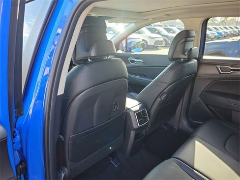 New 2026 Kia Sportage EX image 17