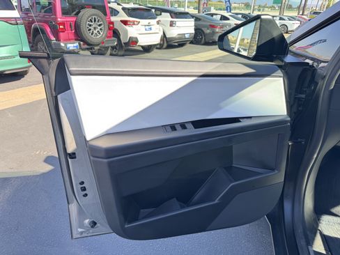 Used 2024 Tesla Cybertruck Cyberbeast AWD/4WD image 13