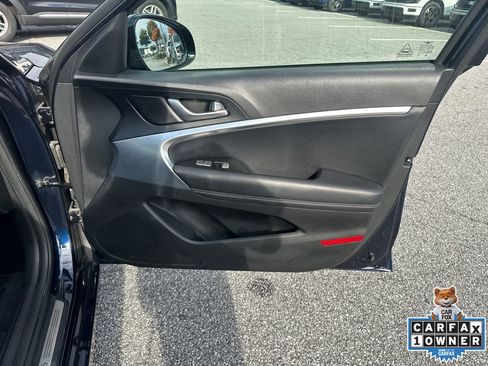 Used 2023 Genesis G70 2.0T image 14