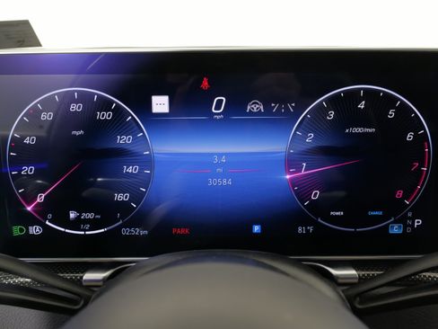 Used 2022 Mercedes-Benz S 500 4MATIC w/ AMG Line Package image 40