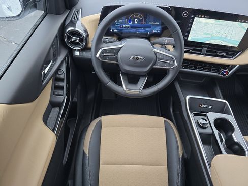 New 2026 Chevrolet Equinox ACTIV image 14