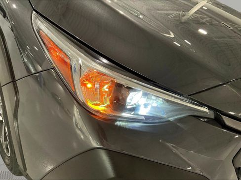 Used 2024 Subaru Crosstrek 2.0i Premium AWD/4WD image 31