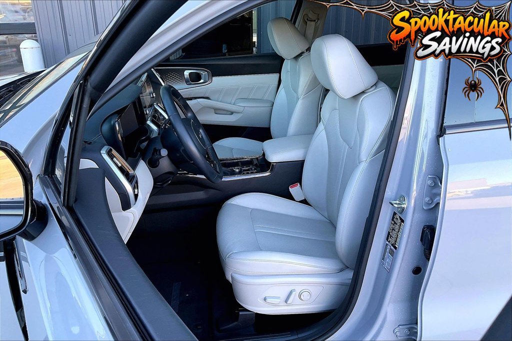 Used 2023 Kia Sorento SX FWD image 24