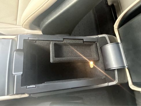 New 2025 Lincoln Corsair Grand Touring image 54