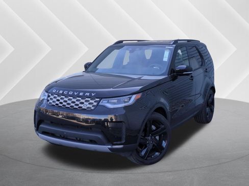 Used 2025 Land Rover Discovery S image 1