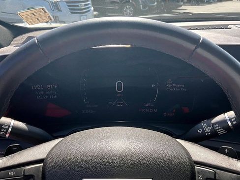 Certified 2025 Cadillac XT4 Premium Luxury image 13