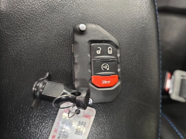 Used 2021 Jeep Wrangler Unlimited Rubicon 4xe w/ Steel Bumper Group AWD/4WD image 28