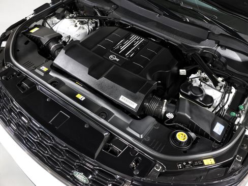 Used 2020 Land Rover Range Rover Sport SVR AWD/4WD image 5