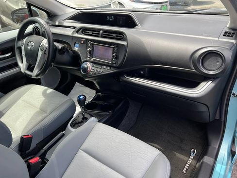 Used 2014 Toyota Prius C Four FWD image 21