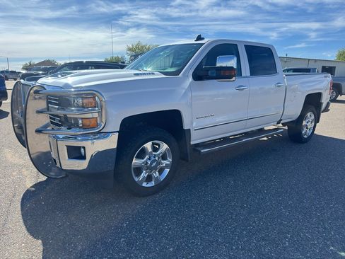 Used 2019 Chevrolet Silverado 2500 LTZ w/ Duramax Plus Package AWD/4WD image 2