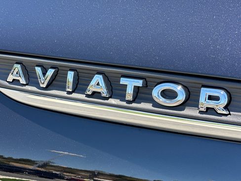 New 2026 Lincoln Aviator AWD image 27
