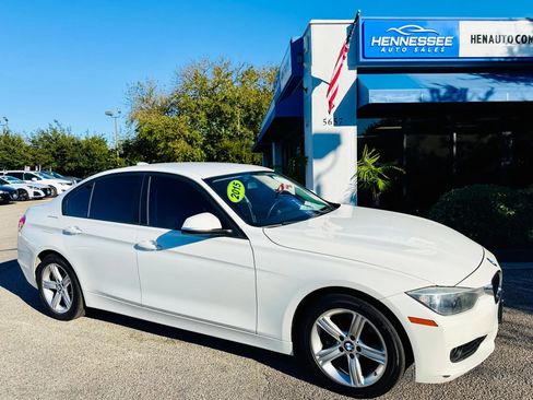 Used 2015 BMW 320i Sedan image 1