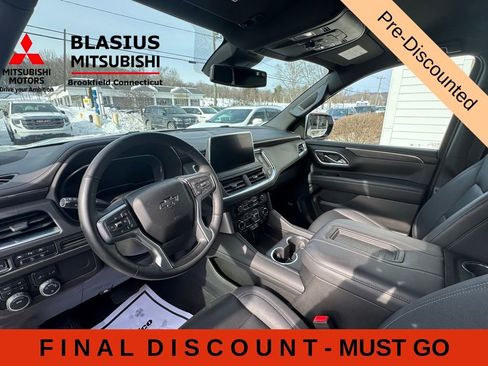 Used 2023 Chevrolet Tahoe Z71 w/ Luxury Package AWD/4WD image 26