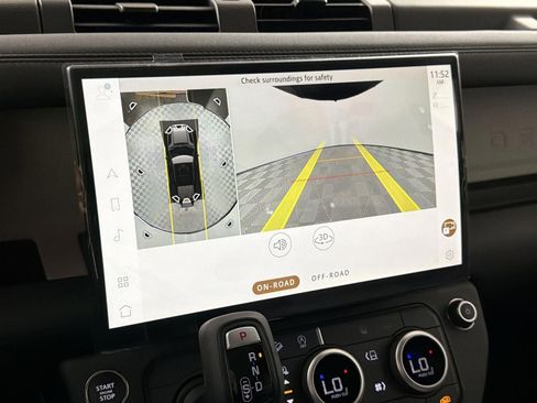 New 2026 Land Rover Defender 110 X-Dynamic SE image 17