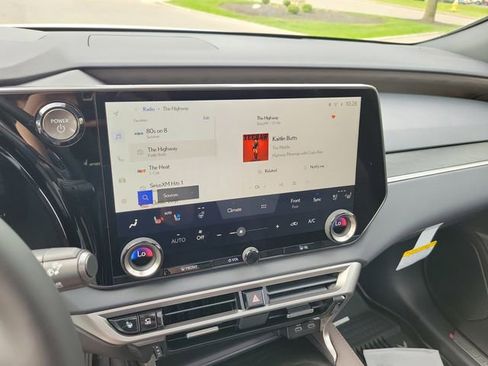 New 2026 Lexus RX 450h AWD image 27